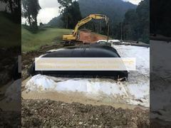 أنابيب تجفيف التربة الجيوتكستيلية سوداء/رملية قوة شد 200/200 كيلو نيوتن لأداء تجفيف فائق