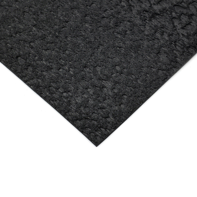 1 ملم Hdpe طول غطاء في الكسر ≥ 700٪ محتوى الكربون الأسود 2.0-3.0٪ لاحتواء النفايات