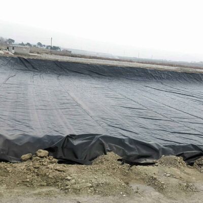 غطاء بركة الجيوممبران HDPE المقاوم للماء لتربية الأسماك والروبيان
