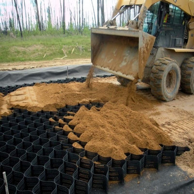 مثقب مثقب الأسود الأخضر HDPE جيوسيل الحصى