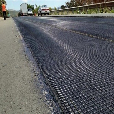 100g/m2-800g/m2 الشبكات الجيولوجية من الألياف الزجاجية المربوطة أفضل حل لهياكل الاحتفاظ بالتربة